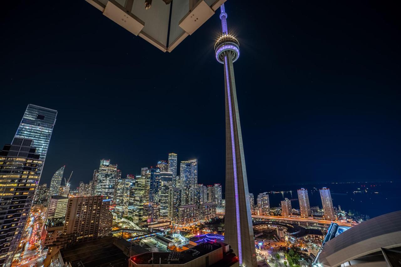 טורונטו Designer Condo W/ Cn Tower View & Parking מראה חיצוני תמונה